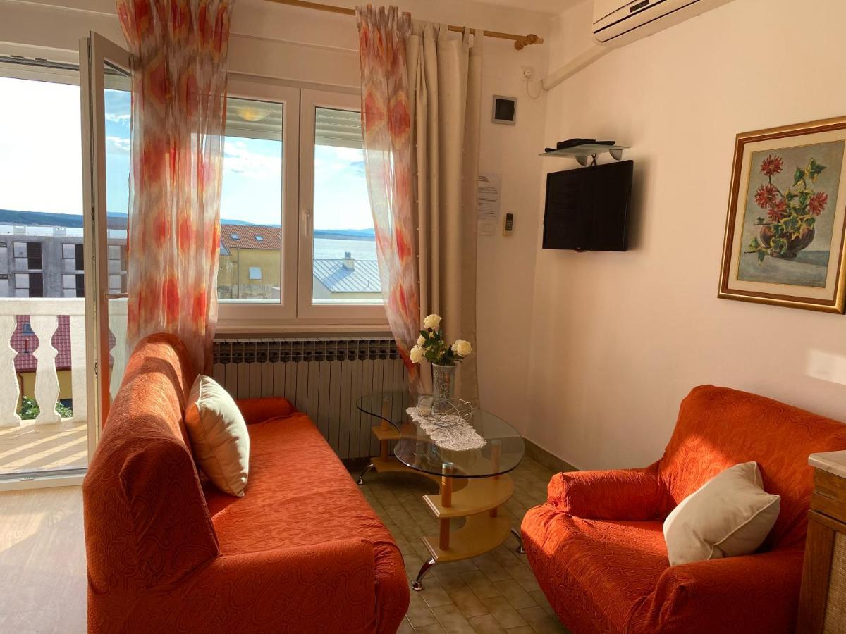 Family Apartments Vesna- 100 M Beach -Center Crikvenica Esterno foto